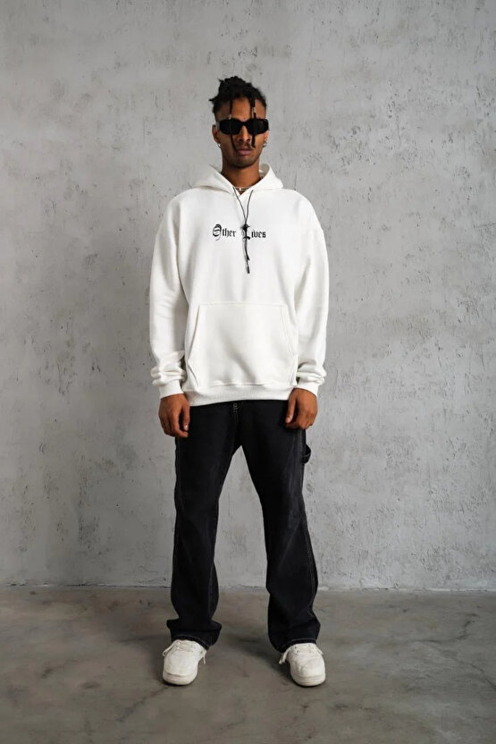Erkek Oversize Üç İplik Şardonlu Kapüşonlu Sweatshirt – Beyaz Other Lives Ön ve Arka Baskılı, Kang