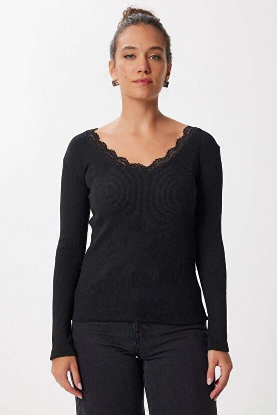 Kadın Dantel Detay V Yaka Kaskorse Kumaş Bluz