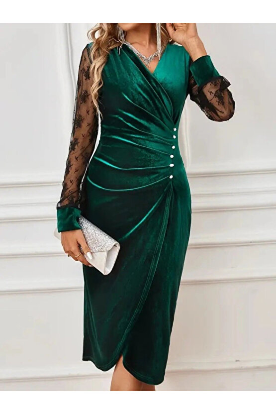 Kadın Uzun Kollu Kruvaze Yakalı Yandan Düğmeli önden çapraz Kesin Detaylı Midi Kadife Elbise