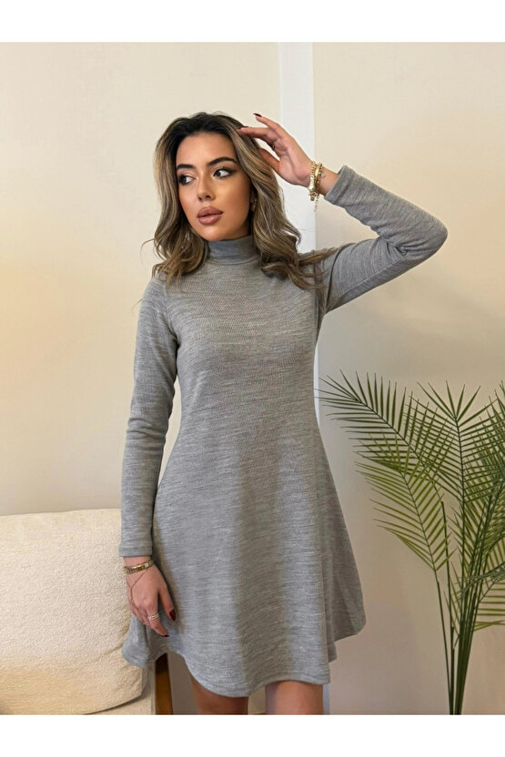 Kadın Uzun Kollu Balıkçı Yaka Salaş Kusa Akrilik Elbise