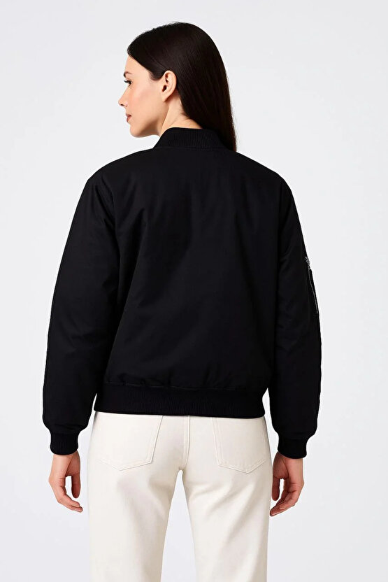 Kadın Bomber Mont Ceket – Fermuarlı, Kapitone İçi Astarlı, Su İtici Kumaş, Regular Fit, Yandan Cepli