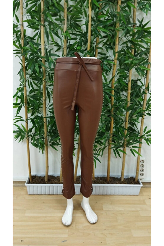 MDB Kadın Yüksek Bel Yanlardan Incili Yırtmaçlı Uzun Deri Tayt