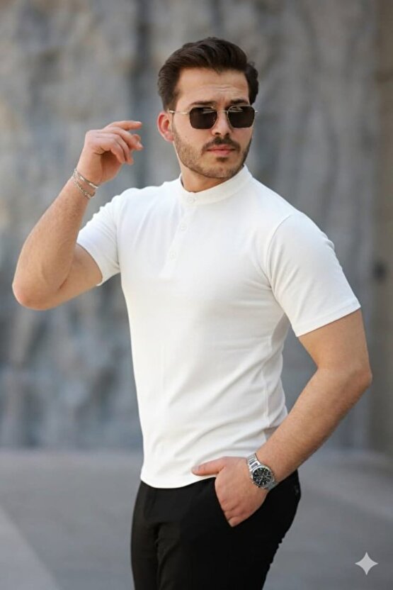 Erkek Kısa Kollu Hakim Yaka önü Düğmeli Viskon Tişört