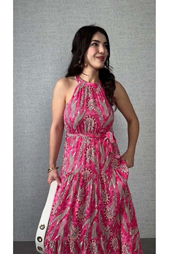 Kadın Omuzlardan Açık Boyundan Geçmeli Desenli Süprem Bluz