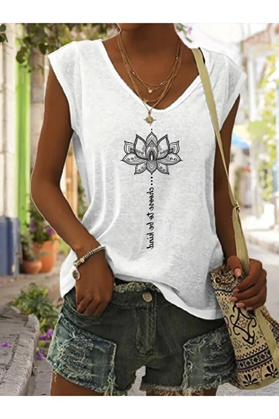 Kadın Kısa Kollu V Yaka önü Desenli Salaş Viskon Bluz