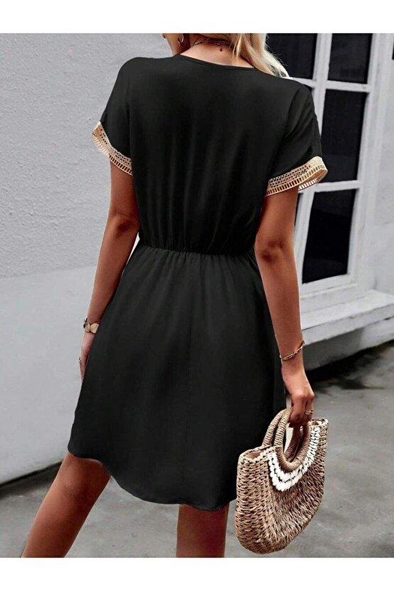 Kadın Kısa Kollu V Yakalı Belinde Bağcıklı Viskon Elbise