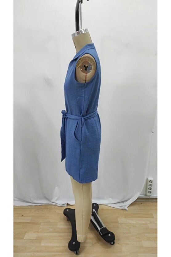 Kadın Sıfır Kollu Yakalı Düğmeli Belden Kuşaklı Kısa Keten Tulum