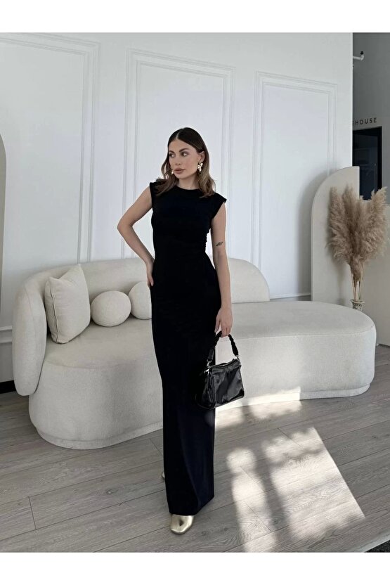 Kolsuz Uzun Likralı Elbise - Siyah