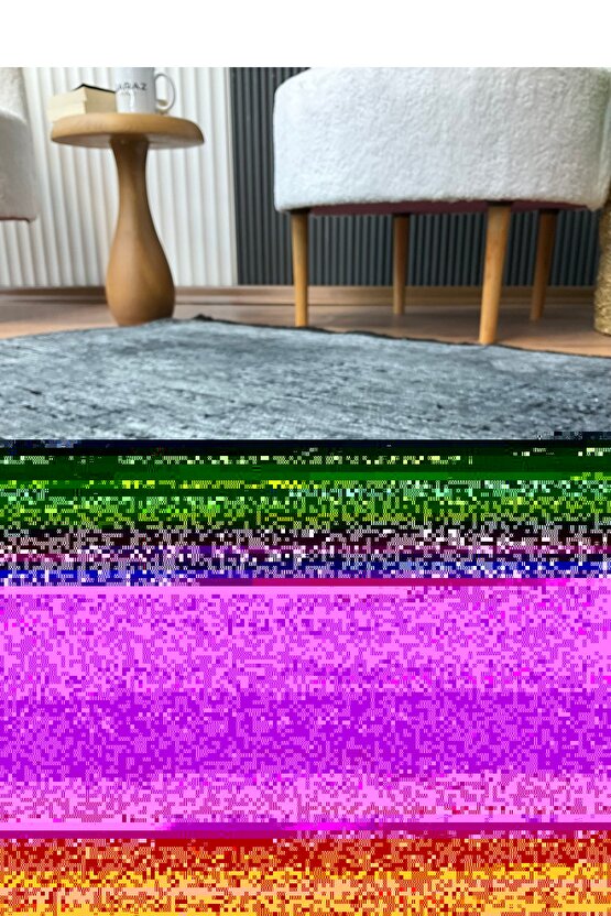 Ben Şişman Değilim Tanrı Bana Hava Yastığı Verdi Çünkü Ben Değerliyim Tişörtü - Siyah