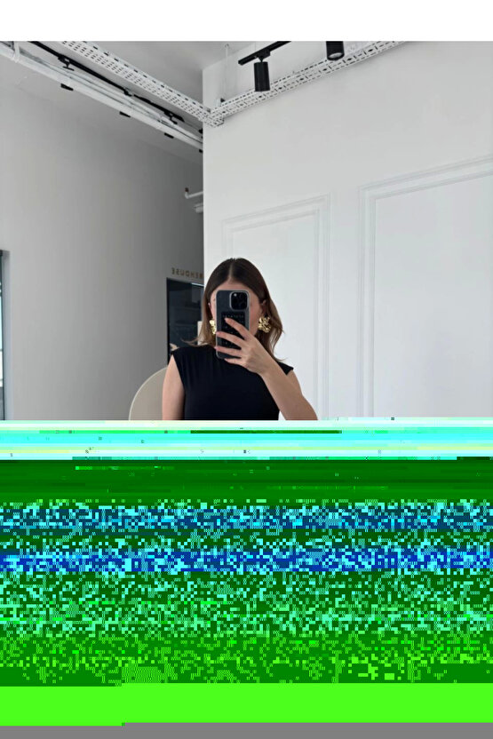 Kolsuz Uzun Likralı Elbise - Siyah