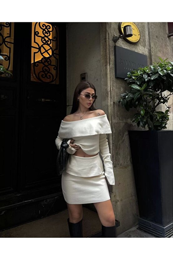 Straplez , Madonna , Carmen Yaka Croplu Mini Etekli ikili Takım Triko - Beyaz