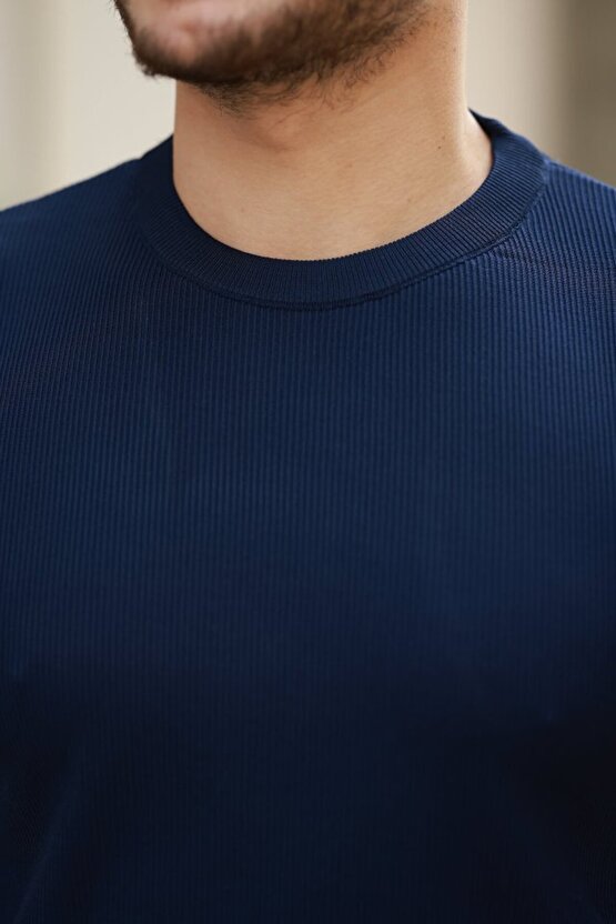 Erkek Bisiklet Yaka Jakarlı Kısa Kollu Tshirt