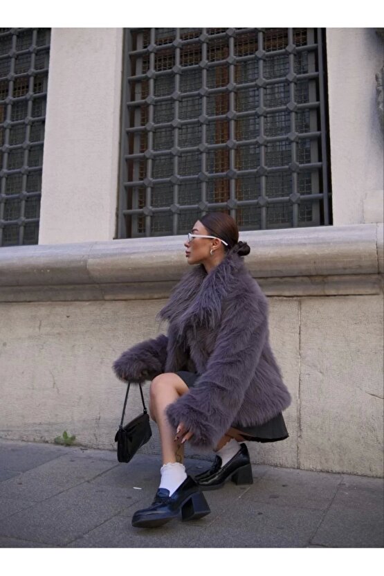 Salaş Sakallı Yumuşak Dokulu Yakalı Cepli Suni Kürk - füme