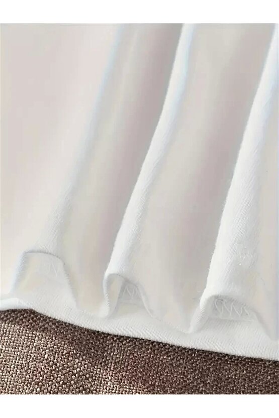 Kadınlar için Şık Siyah Kedi Grafik Tişört - Oversize Kısa Kollu Üst, Nefes Alabilir Polyester Karış