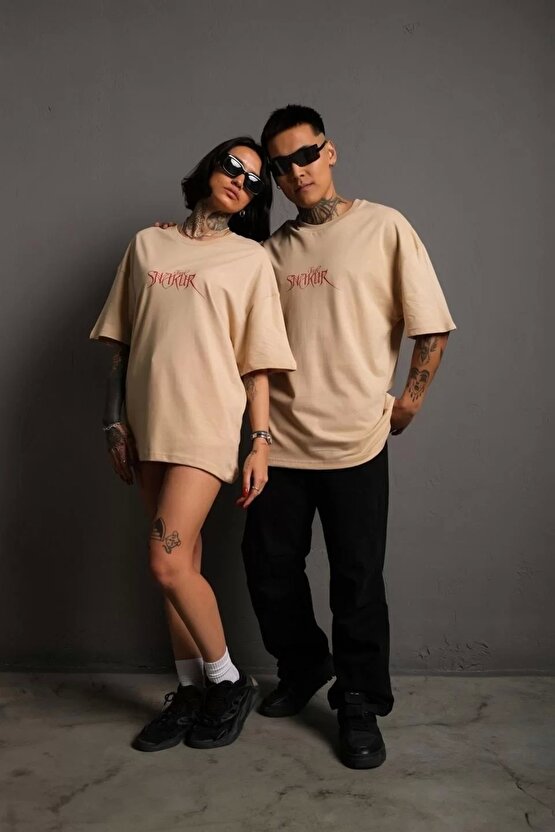 Erkek Oversize Tişört – Beyaz 241 Penye Kumaş, Bisiklet Yaka, Ön & Arka Baskılı, Streetwear Tarzı R