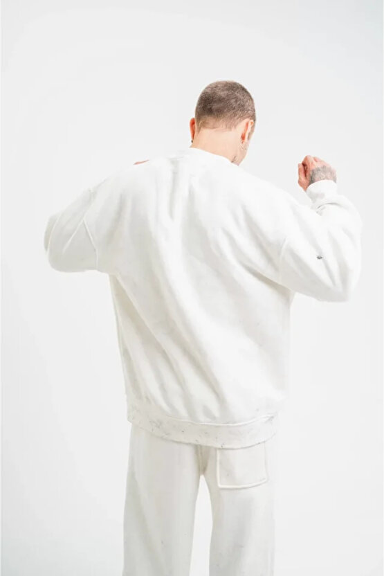 eyesof Unisex Uzun Kol Bisiklet Yaka Yıkamalı SweatShirt - Beyaz