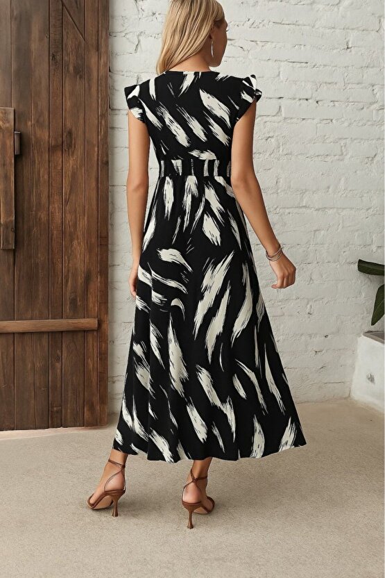 eyesof Kadın Kısa Kollu V Yakalı Desenli Yandan Yırtmaçlı Süprem Elbise