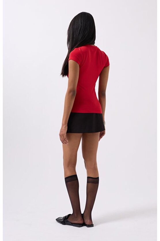 Nakış Detay Baskılı Crop T-Shirt