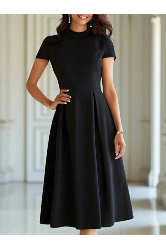 Kadın Kısa Kollu Yarı Balıkçı Yaka Pileli Janjan Krep Midi Elbise