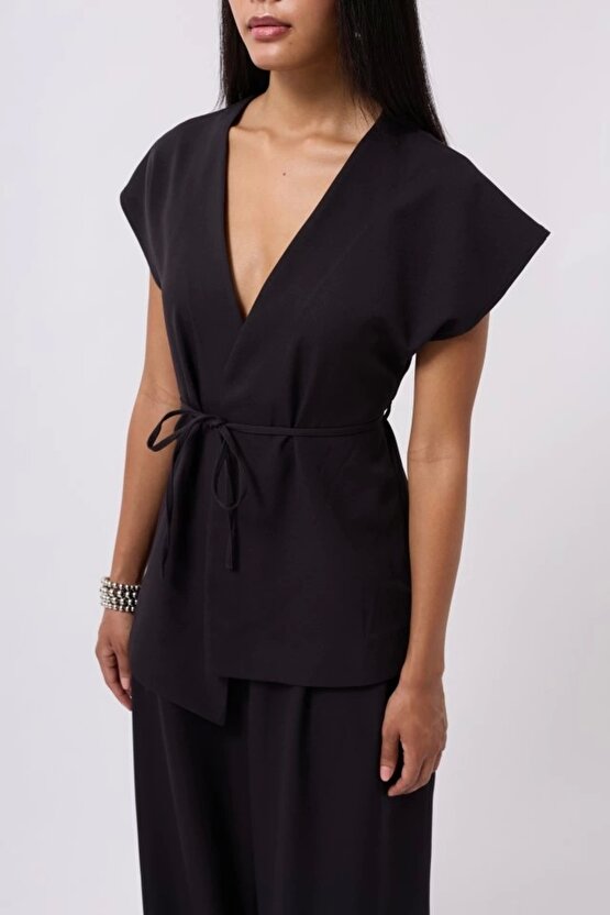 Bağcık Detay Yelek