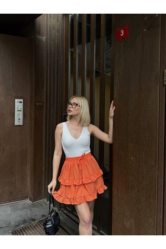 BEL LASTİKLİ KAT FIRFIR DETAYLI KISA ETEK - Turuncu
