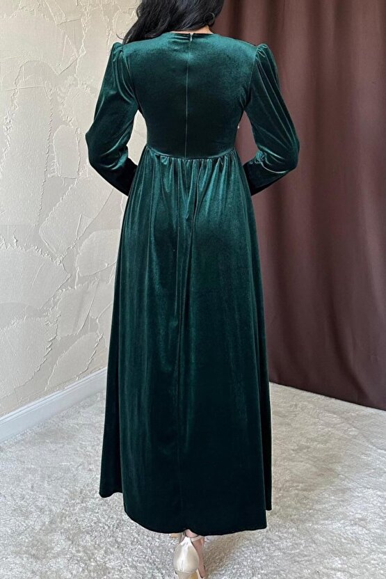 Zümrüt Göğüs Altı Taşlı Elbise