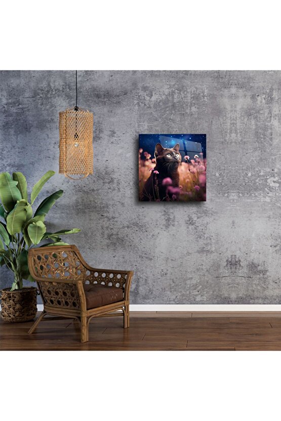 Yıldızlı Gece ve Çiçekler Arasında Siyah Kedi Cam Tablo