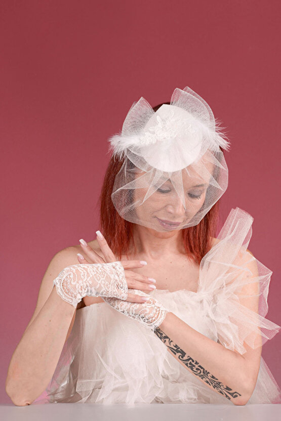 Kırık Beyaz Dantelli Gelin Kepi Nikah Şapkası Ve Dantelli Kesik Parmak Gelin Eldiveni  Kombin Set