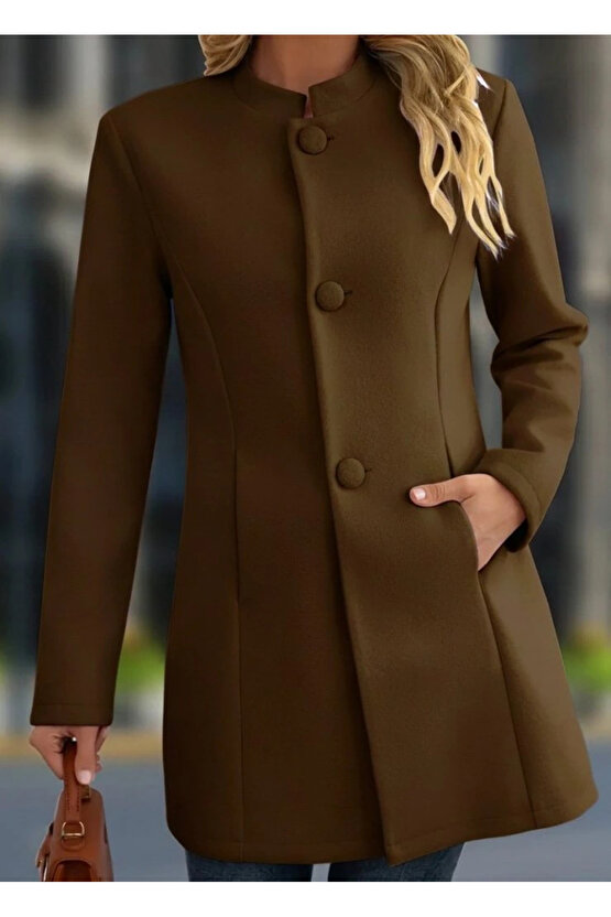 Kadın Uzun Kollu Hakim Yakalı önden Düğmeli Cep Detaylı Kısa Taba Kaşe Kaban