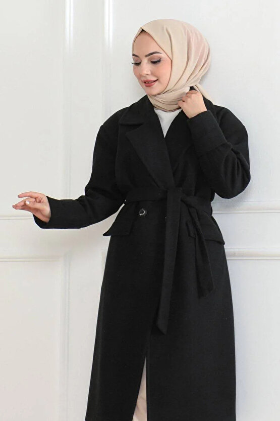 Kadın Kaşe Kaban – Uzun Boy Kruvaze Yaka, Kuşaklı Tesettür Kışlık Kaban, Astarlı Şık Yünlü Dokuma Ov