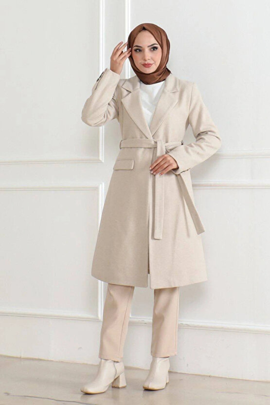 Kadın Kaşe Kaban – Uzun Boy Kruvaze Yaka, Kuşaklı Tesettür Kışlık Kaban, Astarlı Şık Yünlü Dokuma Ov