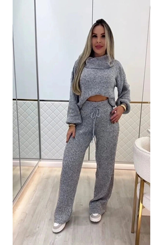 Kadın Uzun Kollu Balıkçı Yaka Kısa Triko Bluz Ve Pantolon Ikili Takım