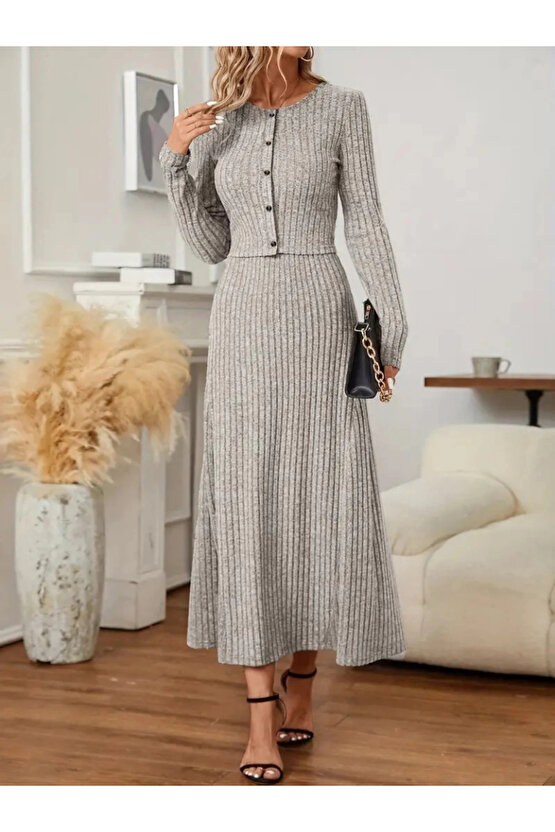 Kadın Uzun Kollu önden Düğmeli Bluz Ve Yüksek Bel A Kesim Uzun Etek şardonlu Kaşkorse Ikili Takım