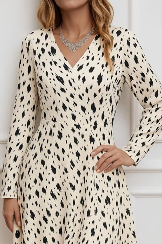 Kadın Uzun Kollu V Yakalı Desenli Kısa Keten Elbise