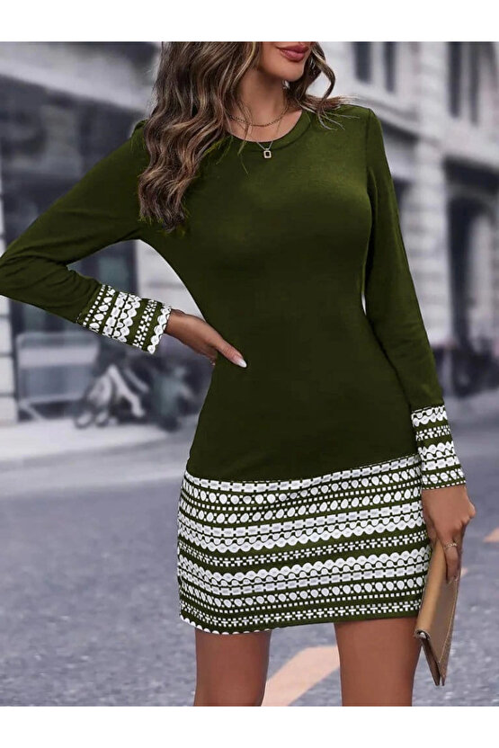 Kadın Uzun Kollu Bisiklet Yaka Kol Ağzı Ve Etek Ucu Baskılı Iki Iplik Elbise