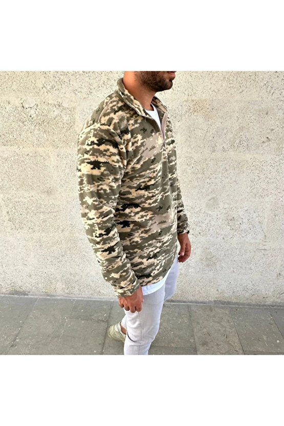 Erkek Yarım Fermuarlı Desenli Polar Sweat – Haki Kamuflaj Yakalı, Uzun Kollu, Oversize Rahat Kalıp -