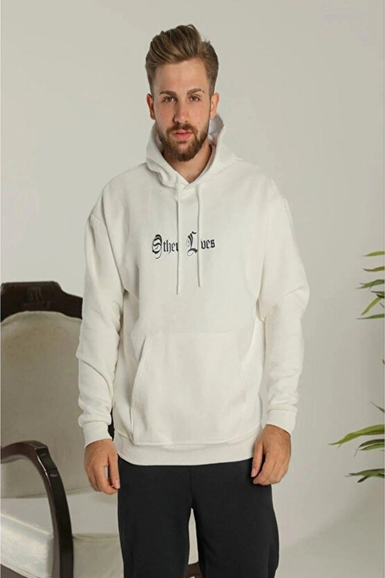 Oversize Üç İplik Şardonlu Kapüşonlu Sweatshirt – Beyaz Other Lives Ön Ve Arka Baskılı, Kanguru Ce