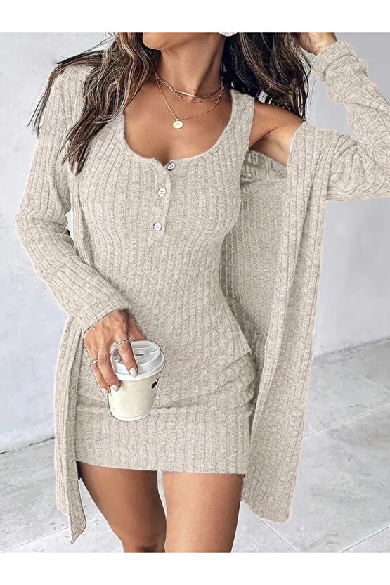 Kadın Askılı Yuvarlak Yakalı önü Düğmeli şardonlu Kaşkorse Mini Elbise Ve Kısa Ceket