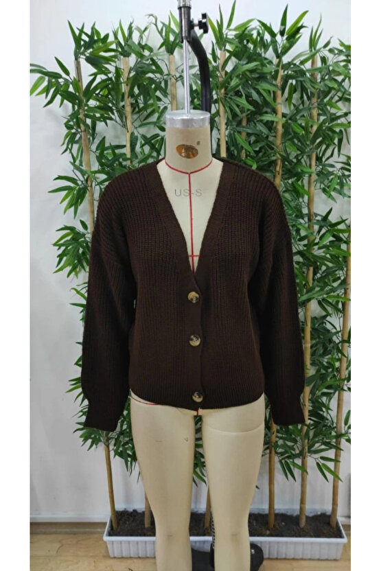 Kadın Uzun Kollu Düğme Detay Triko Hırka