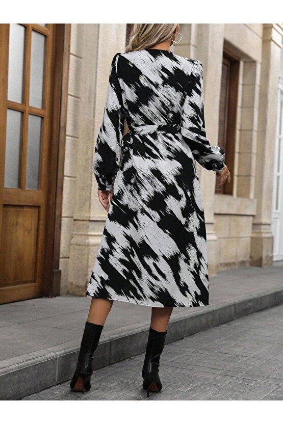 Kadın Uzun Kollu Kruvaze Yakalı Yandan Bağlamalı Desenli Mini Modal Elbise