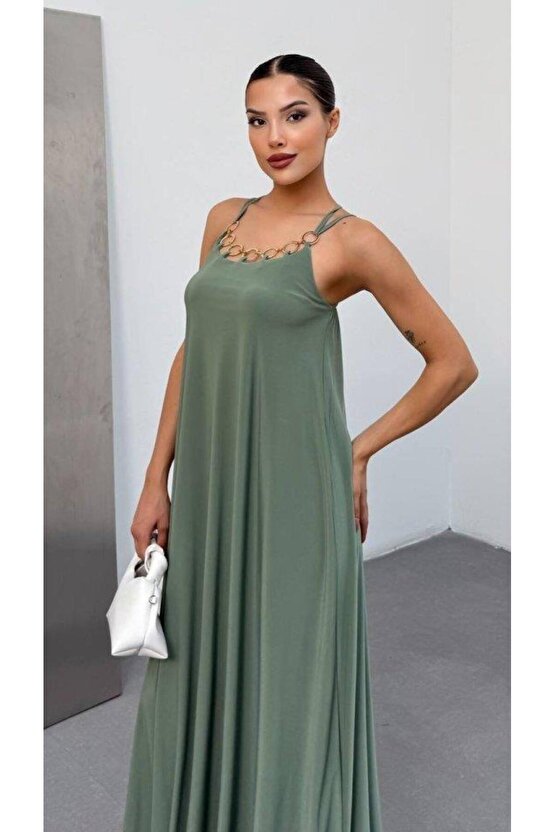 Kadın Omuz Askılı Kuş Gözü Zincir Detay Sandy Kumaş Maxi Boy Elbise