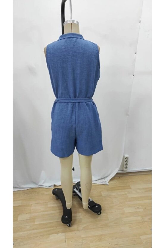 Kadın Sıfır Kollu Yakalı Düğmeli Belden Kuşaklı Kısa Keten Tulum