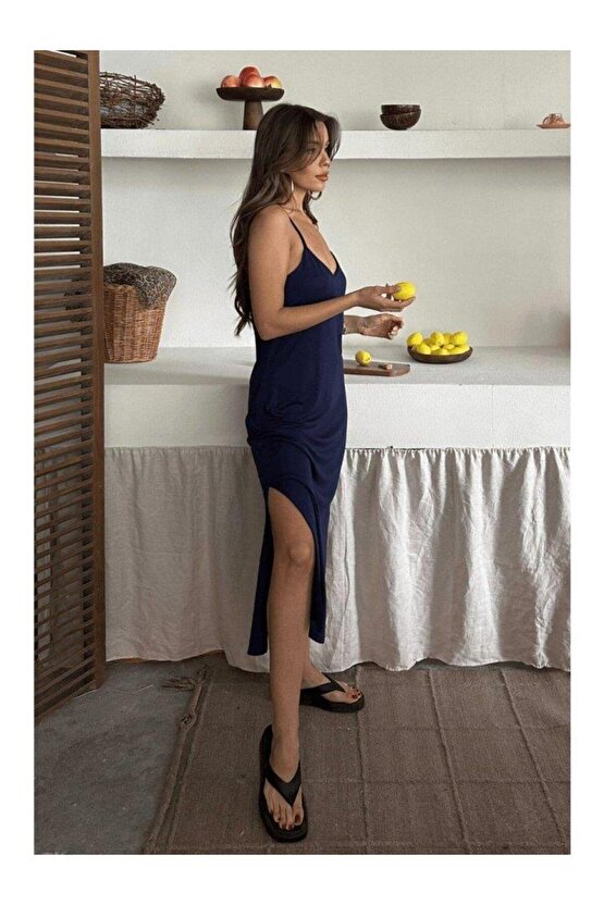 Kadın Siyah Asansör Askılı Çift Yırtmaçlı Helen Elbise