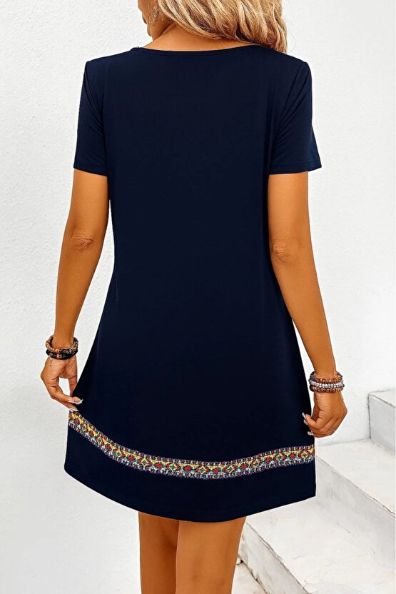 MDB Kadın Kısa Kollu V Yakalı Etnik Desen şerit Detaylı Viskon Elbise