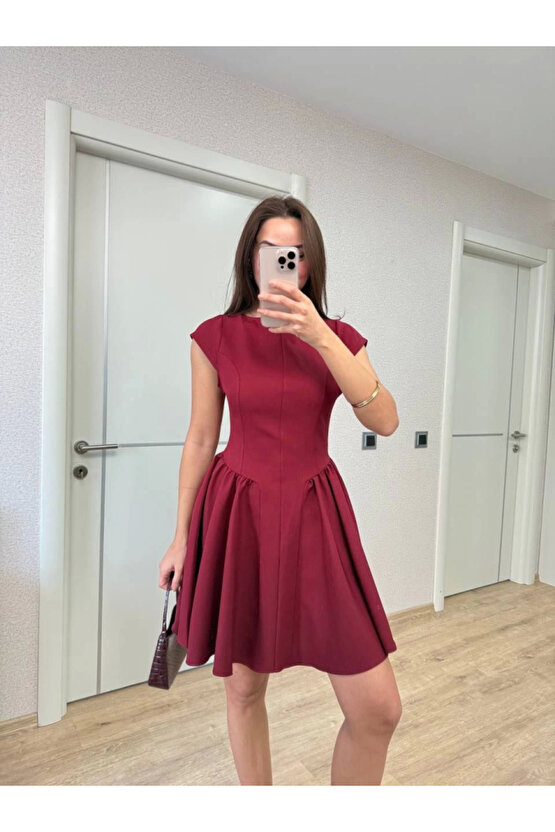 Gökyüzü Moda Sırt Dekolteli Çan Detaylı Mini Elbise - Bordo