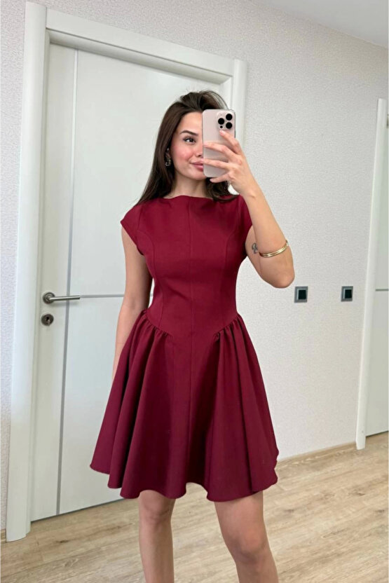 Gökyüzü Moda Sırt Dekolteli Çan Detaylı Mini Elbise - Bordo