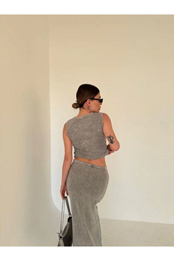 Uzun Etekli Önü Düğmeli Badi İkili Takım- Gri