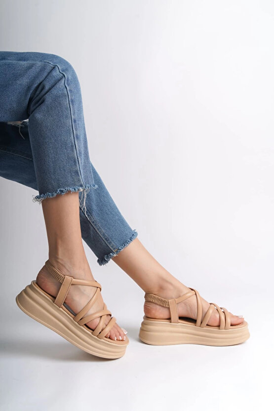 BELLA Lastikli Şerit Detaylı Ortopedik Taban Kadın Sandalet CTT - Ten