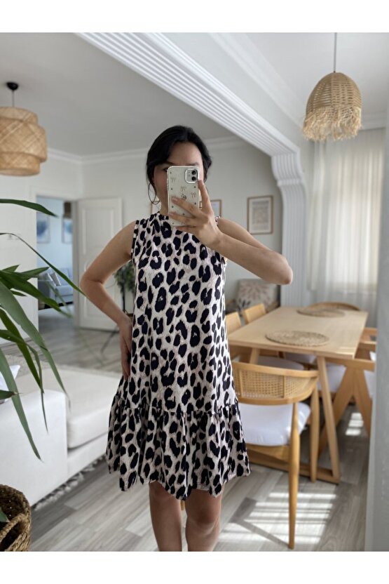 Gökyüzü Moda Kadın Kolsuz Sırttan Bağlamalı Fırfırlı Leopar Desenli Süprem Elbise