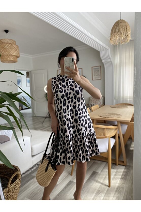 Gökyüzü Moda Kadın Kolsuz Sırttan Bağlamalı Fırfırlı Leopar Desenli Süprem Elbise